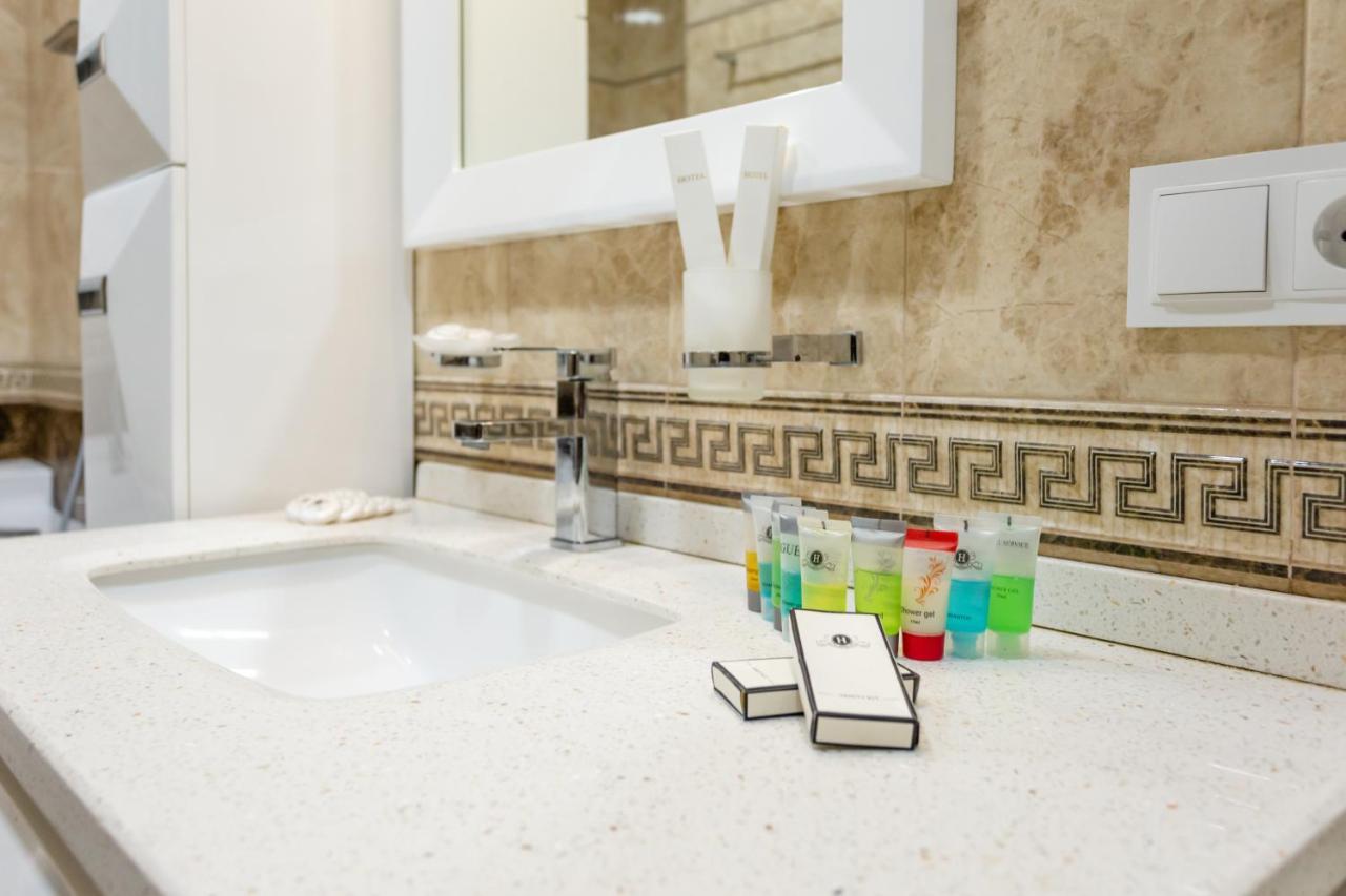 Central Cozy 3Bd-2Bath Apartment Tbilisi Bagian luar foto